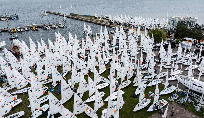Puck stolicą europejskiego żeglarstwa młodzieżowego –  ILCA 4 i Open European Trophy już w tym tygodniu!