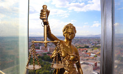 Abordaż tankowca – czy to zgodne z konwencją UNCLOS?